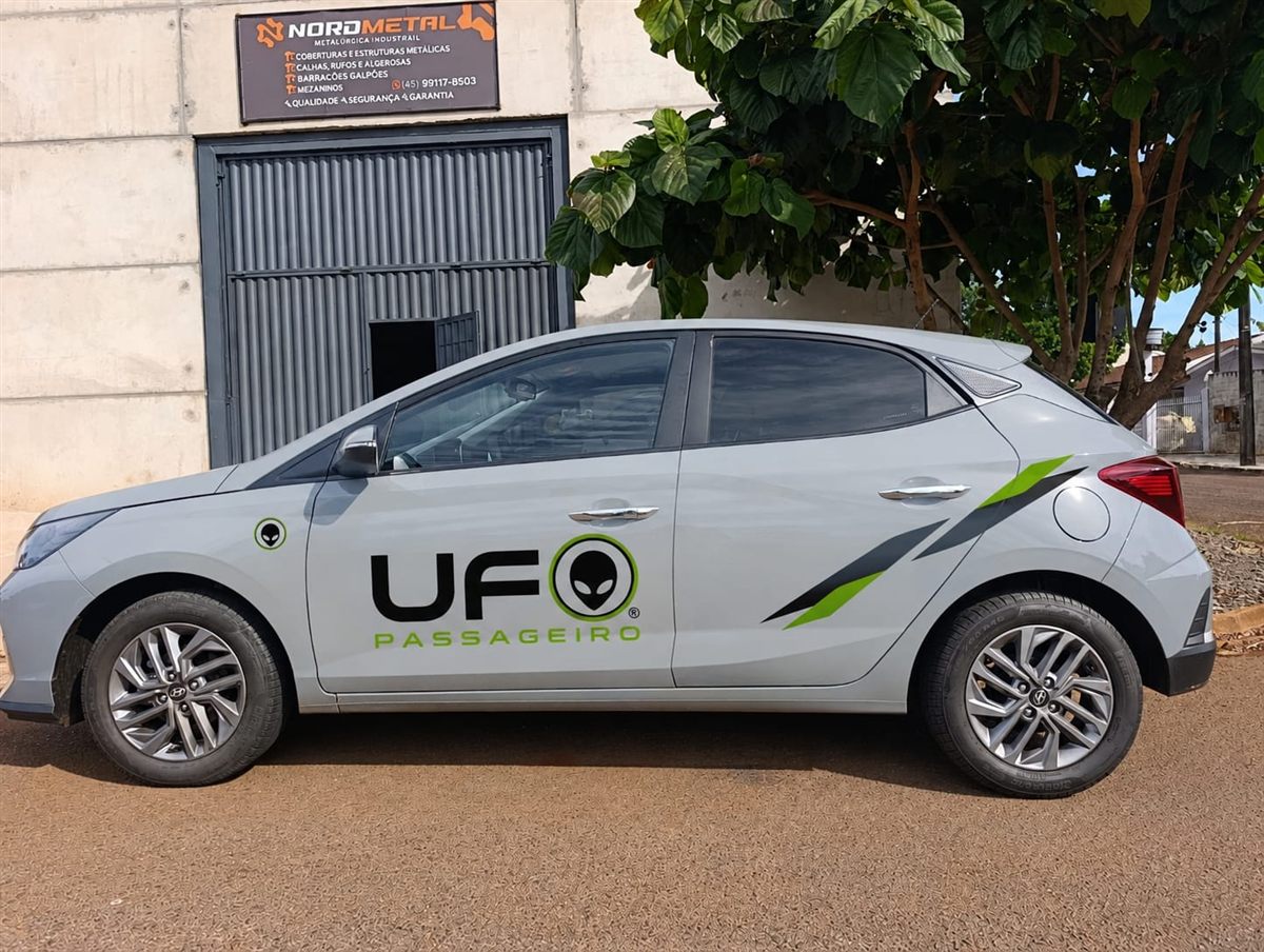 Segundo carro da frota UFO Passageiro